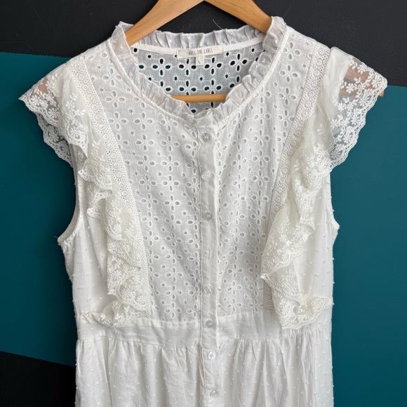 Elegant White Eyelet Midi Dress - Picture 3 of 13